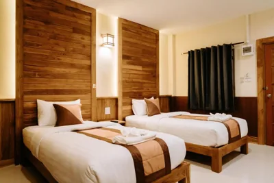 Habitación Deluxe con dos camas individuales — U OLIVE Hotel