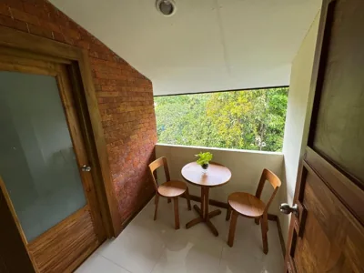 Habitación Doble con balcón — U OLIVE Hotel